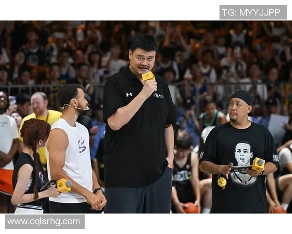 姚明携手耐克Air系列展现篮球魅力与时尚风潮的完美结合