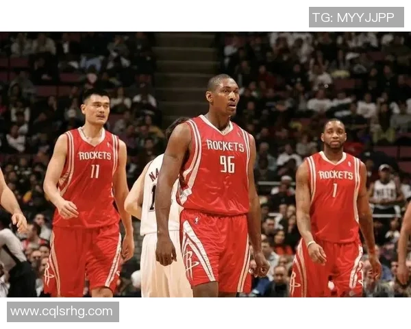 姚明成功加盟NBA的背后故事与中国篮球的崛起之路