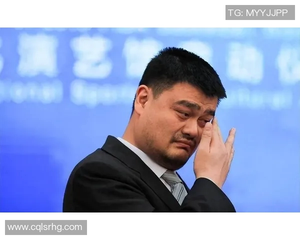 姚明的奋斗精神与篮球梦想激励我们追求卓越人生的启示