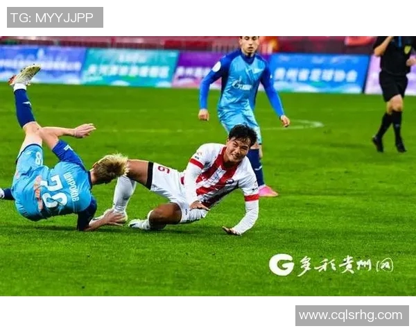 足球明星与球迷激情对决精彩瞬间集锦视频分享 足球明星与球迷激情对决精彩瞬间集锦视频分享