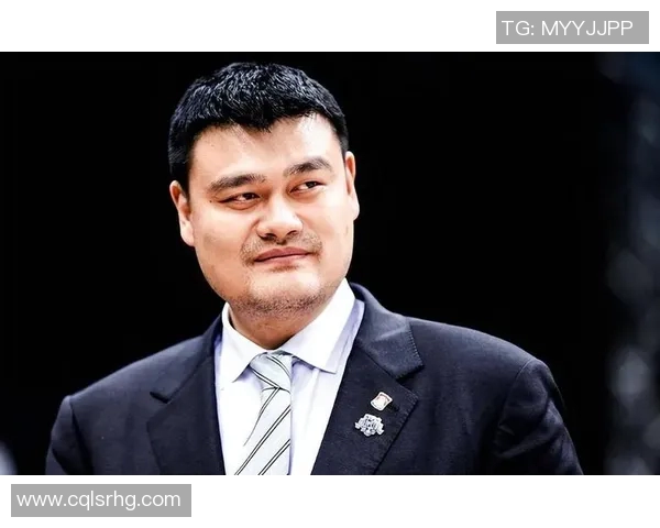 姚明篮球生涯与个人资料揭秘身高体重及成就一览 姚明篮球生涯与个人资料揭秘身高体重及成就一览